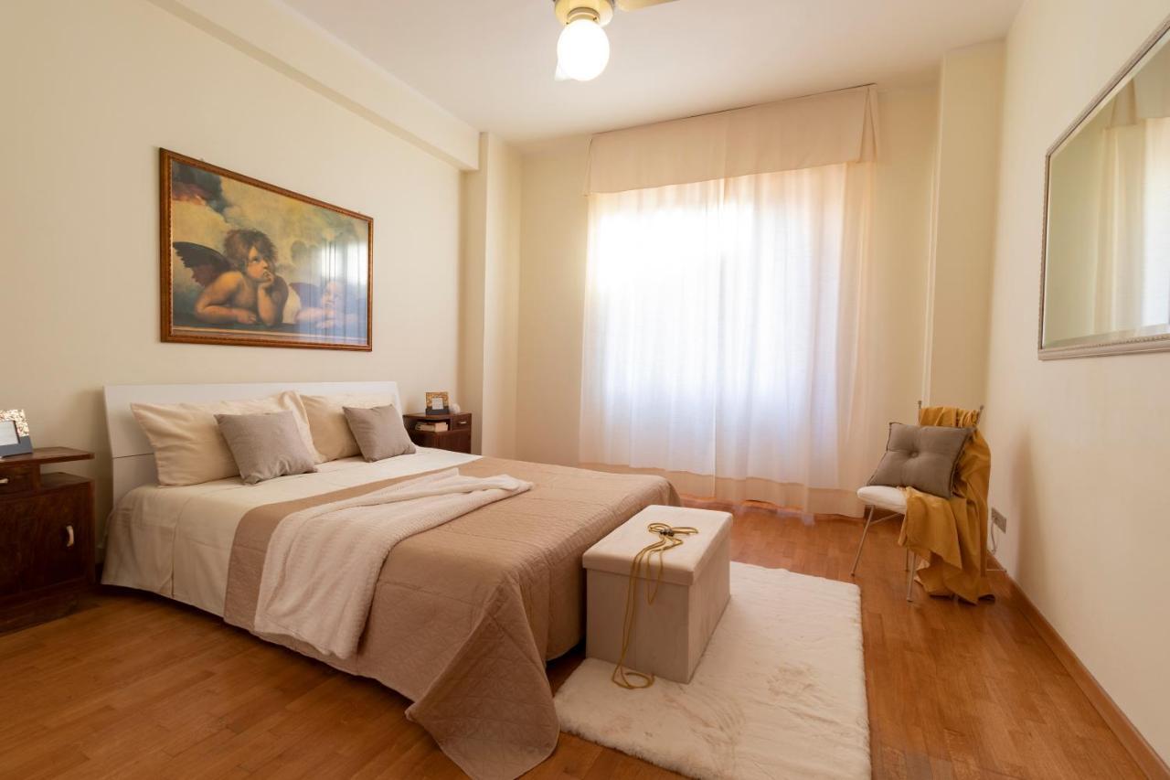 Casa Holmann Lägenhet Olbia Exteriör bild